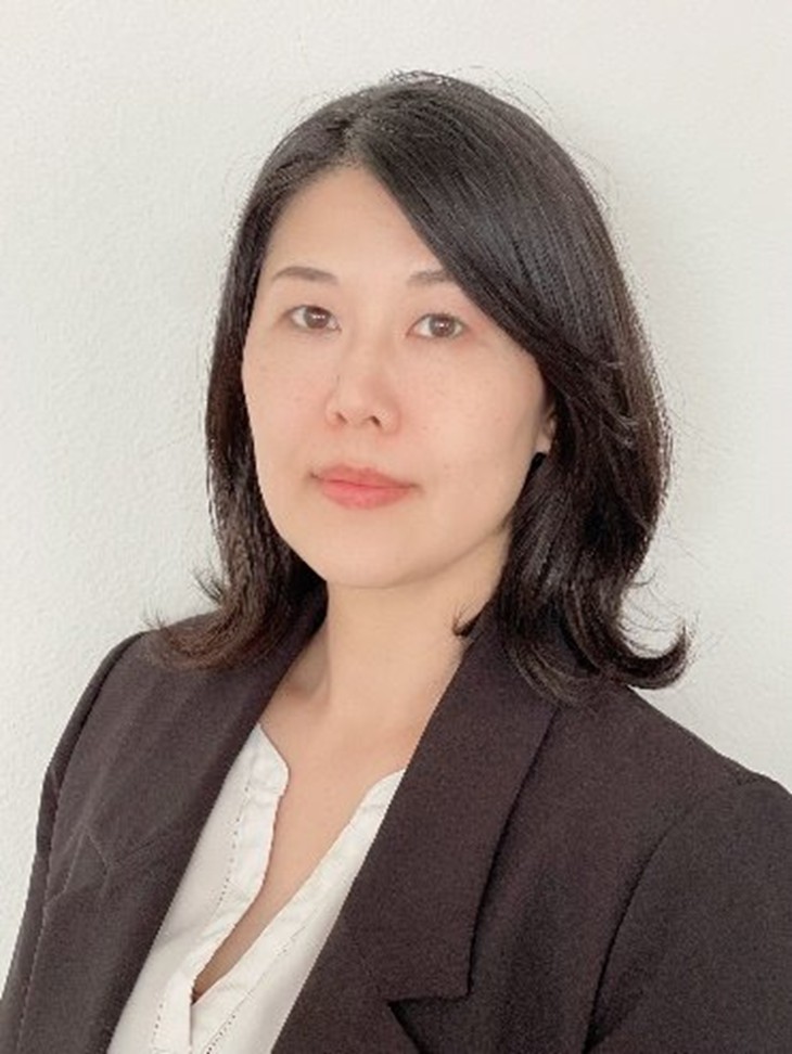 Masumi Kang カン 真澄